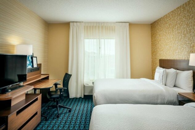 Fairfield Inn & Suites by Marriott Tacoma DuPont - Photo2