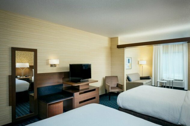 Fairfield Inn & Suites by Marriott Tacoma DuPont - Photo3