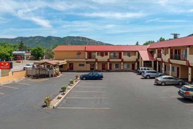 Econo Lodge Inn & Suites Durango - Photo4
