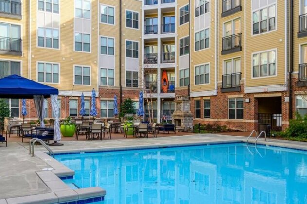 1br Downtown Urban Paradise With Gym & Parking