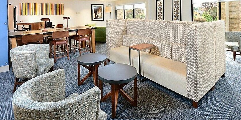 Holiday Inn Express Hotel & Suites Research Triangle Park - Photo2