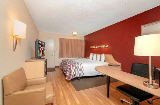 Red Roof Inn Durham - Triangle Park - Photo5