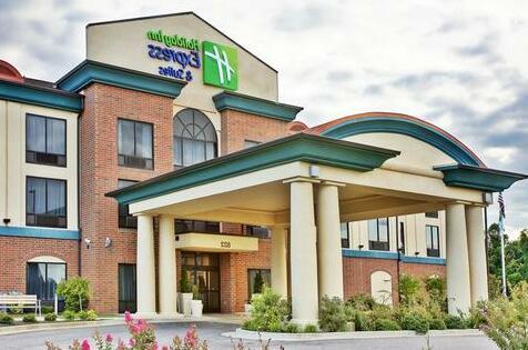 Holiday Inn Express & Suites Dyersburg