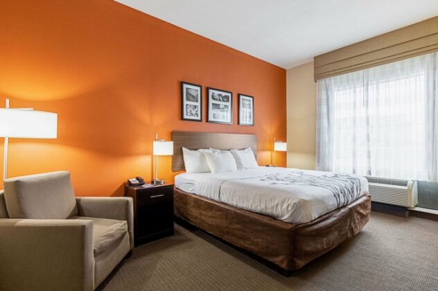 Sleep Inn & Suites Dyersburg
