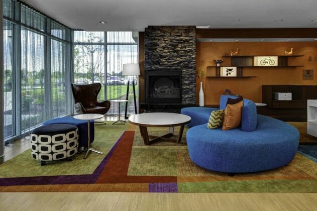 Fairfield Inn & Suites by Marriott Lansing at Eastwood - Photo2