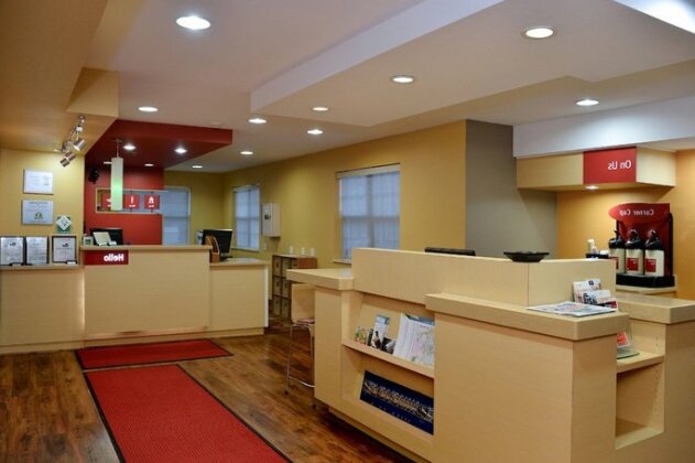 TownePlace Suites by Marriott East Lansing - Photo3