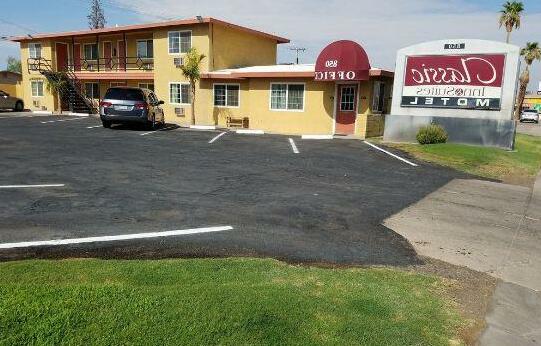 Classic Inn and Suites - Photo5