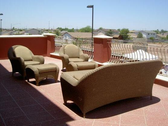 Holiday Inn Express Hotel & Suites El Centro - Photo3