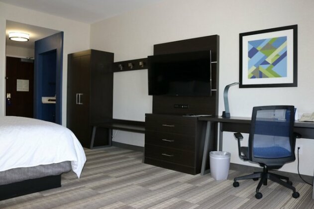 Holiday Inn Express Hotel & Suites El Dorado Hills - Photo3