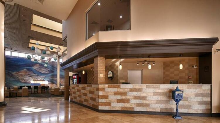 BEST WESTERN PLUS El Paso Airport Hotel & Conference Center - Photo4
