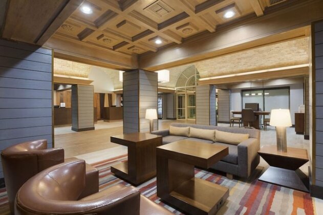 Embassy Suites by Hilton El Paso - Photo5