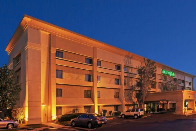 La Quinta Inn & Suites El Paso West Bartlett - Photo2