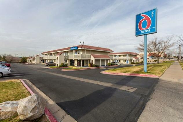 Motel 6 El Paso East - Photo2