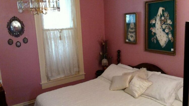 The Mays Place Bed and Breakfast - Photo4