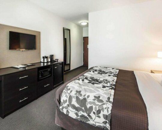 Sleep Inn & Suites Elk City - Photo2