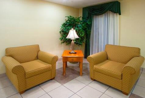 Holiday Inn Express Hotel & Suites Elkins - Photo5