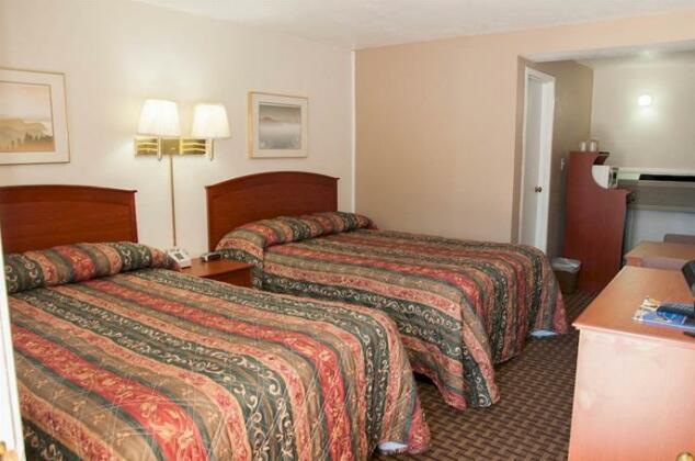 Esquire Inn - Photo5