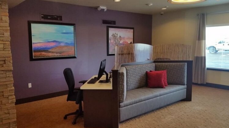 Ledgestone Hotel Elko - Photo4