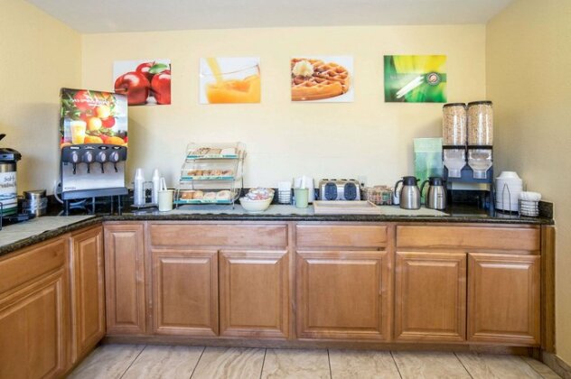 Quality Inn & Suites Elko - Photo5
