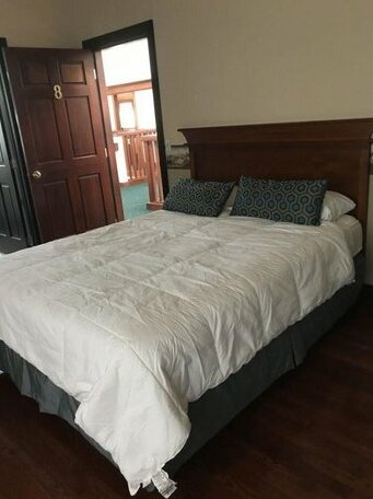 Nirvana Inn & Grill - Photo3