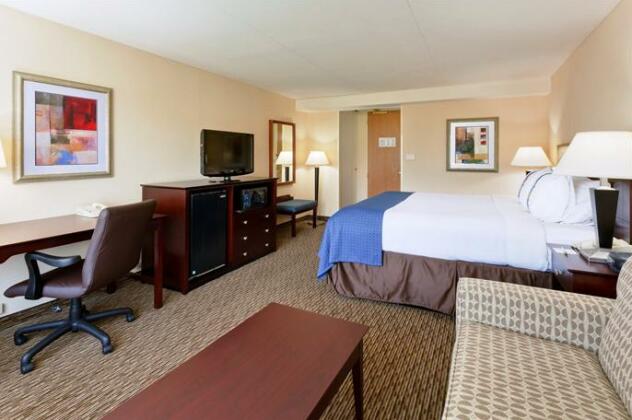 Holiday Inn Springfield South-Enfield CT - Photo2