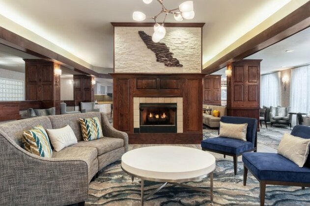 Homewood Suites by Hilton Erie - Photo3