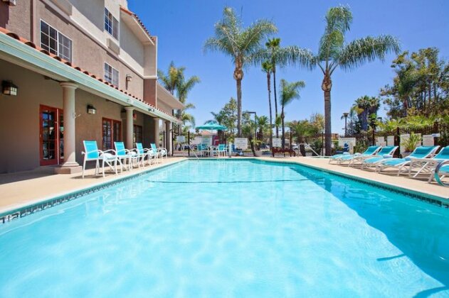 Holiday Inn Express Hotel & Suites San Diego-Escondido - Photo2