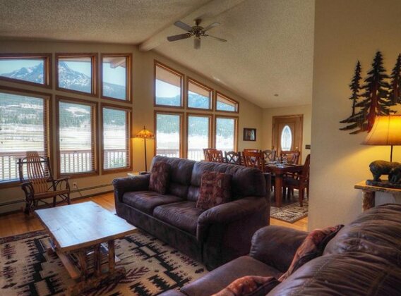 Lily Mountain Lodge - E V Reg 3498 - 4 Br Home - Photo2