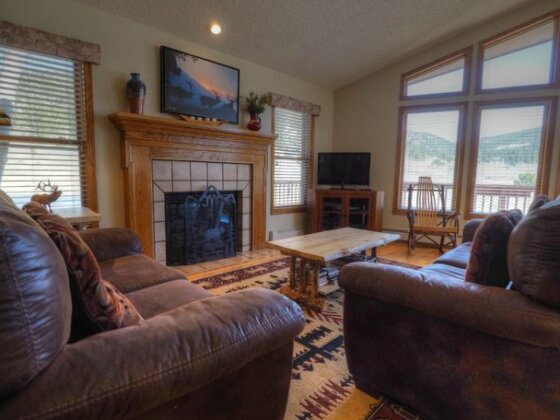 Lily Mountain Lodge - E V Reg 3498 - 4 Br Home - Photo3