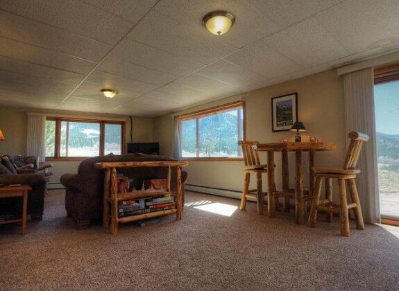 Lily Mountain Lodge - E V Reg 3498 - 4 Br Home - Photo4