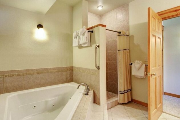 Mount Acoma 38 Condo - Photo4
