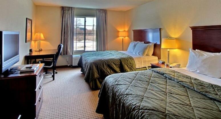 Boarders Inn & Suites by Cobblestone Hotels Evansville - Photo4