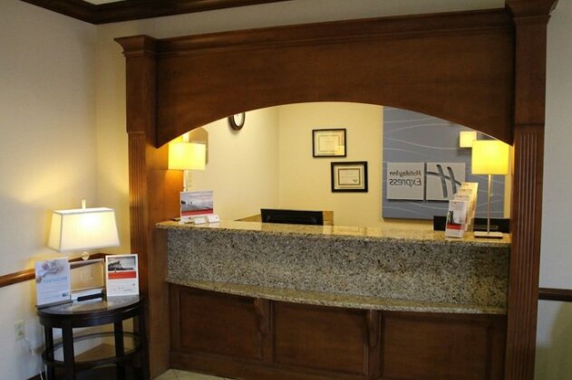 Holiday Inn Express Evansville - West - Photo4