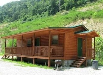 Harlan County Campground & Cabin Rentals - Photo5