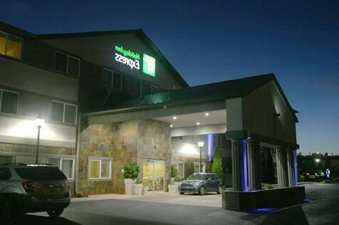 Holiday Inn Express Hotel & Suites Everett - Photo2