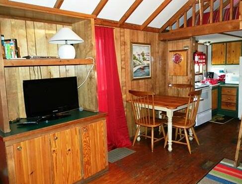Glades Haven Cozy Cabins - Photo2