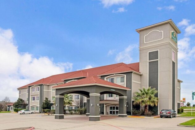 La Quinta Inn & Suites Fairfield Texas - Photo4
