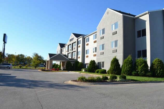 Country Inn & Suites by Radisson Fairview Heights - Photo2
