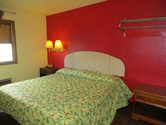 Trailway Motel - Fairview Heights - Photo3