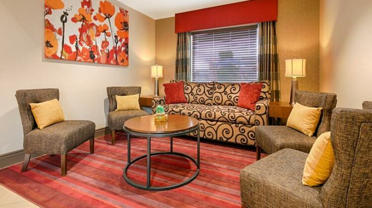 Best Western Fallon Inn & Suites - Photo2