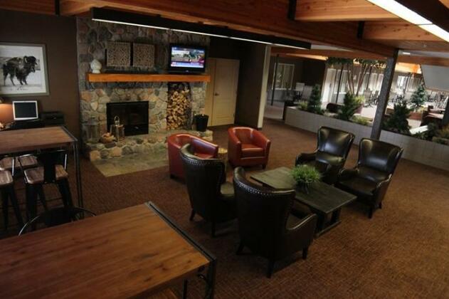 C'mon Inn & Suites Fargo - Photo5