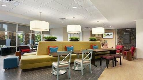 Home2 Suites by Hilton Fargo - Photo3