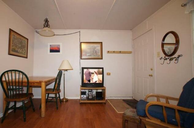 Lakeside Retreat 8 - Photo2