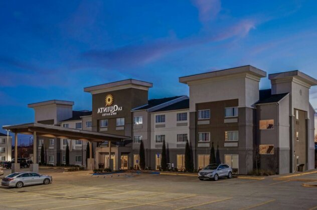 La Quinta Inn & Suites Fayetteville - Photo5