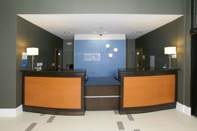 Holiday Inn Express Hotel & Suites Festus-South St Louis - Photo4