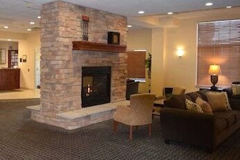 Hawthorn Suites by Wyndham Madison Fitchburg - Photo3
