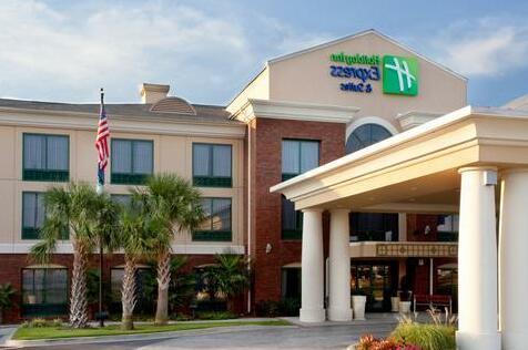 Holiday Inn Express & Suites Florence I-95 & I-20 Civic Ctr - Photo3