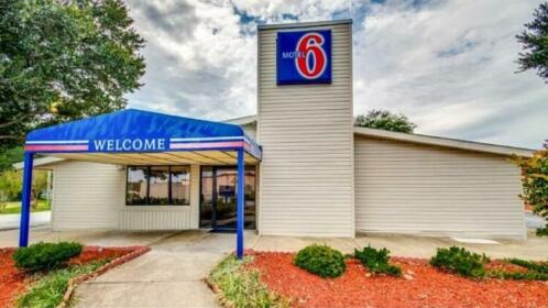 Motel 6 Florence Historic Downtown