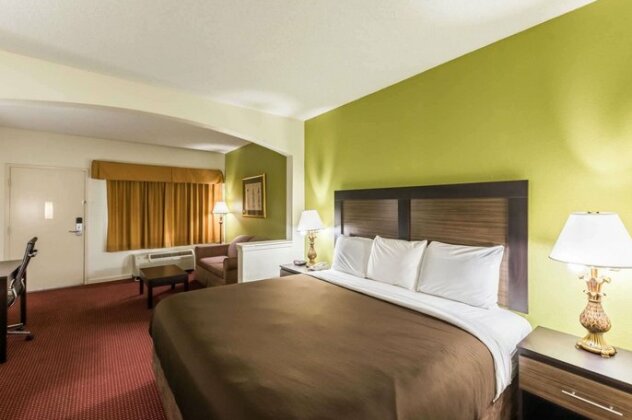 Suburban Extended Stay Hotel Florence - Photo2