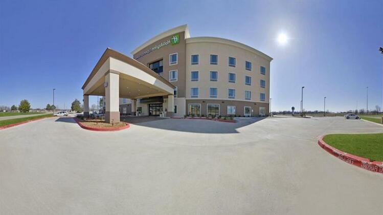 Holiday Inn Express Hotel and Suites Forrest City - Photo2